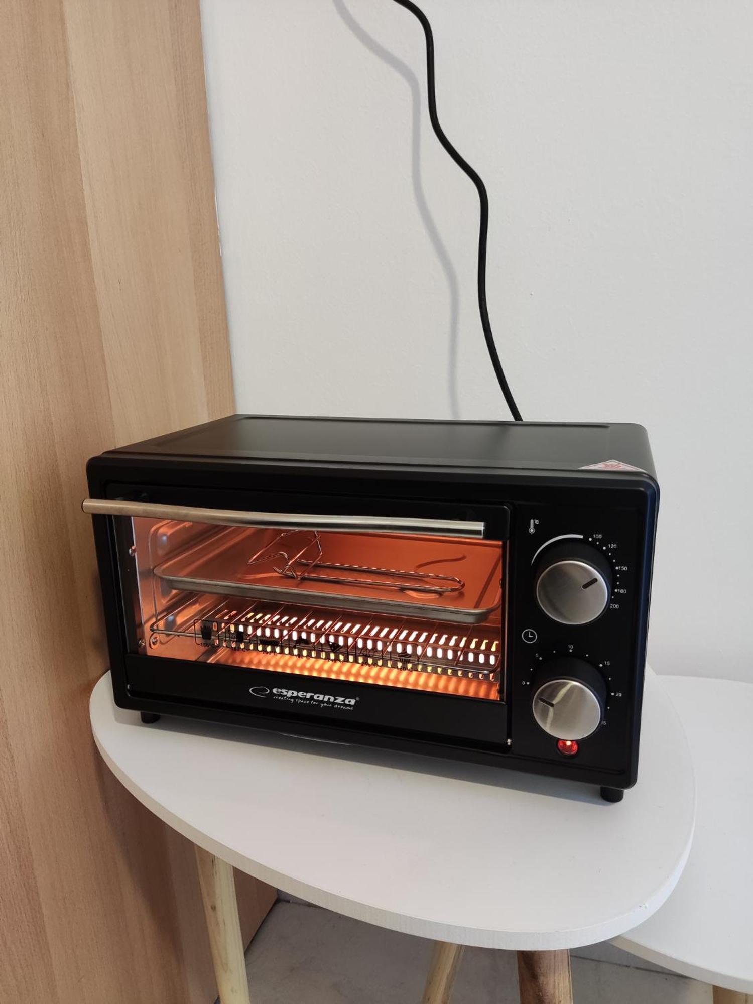 Elegant Central Studio With Balcony & 1 Gbps Fiber 塞萨洛尼基 外观 照片