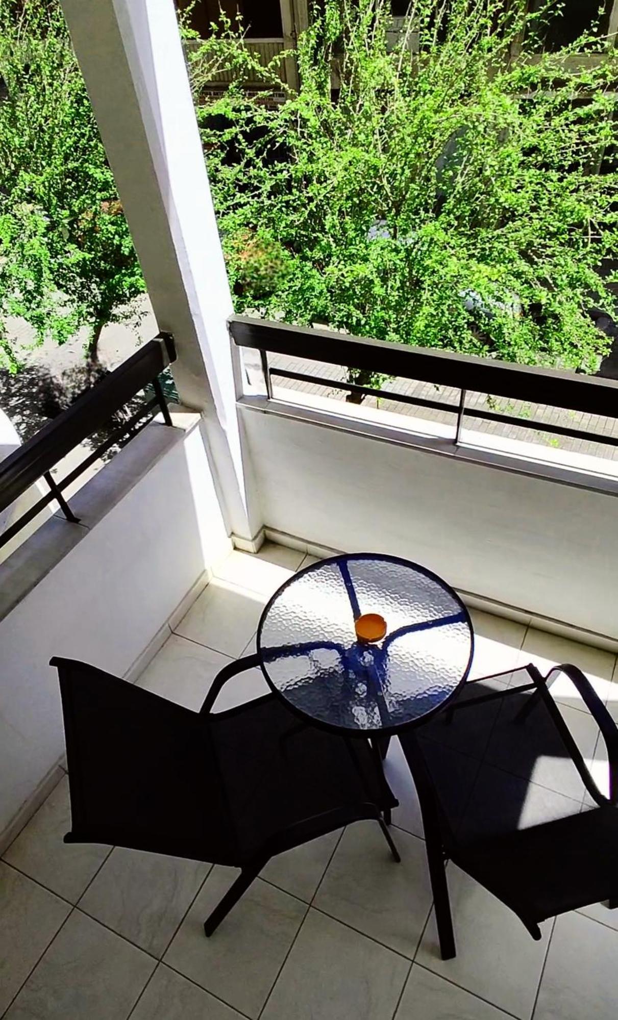 Elegant Central Studio With Balcony & 1 Gbps Fiber 塞萨洛尼基 外观 照片
